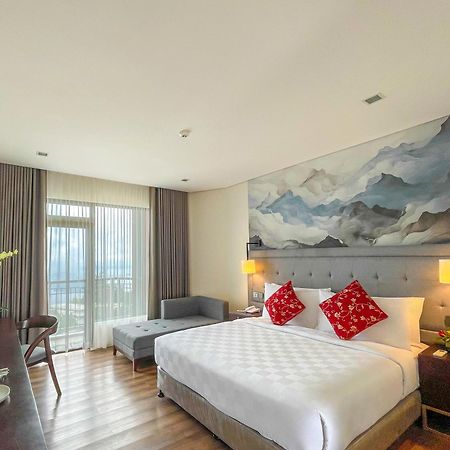 Summit Ridge Tagaytay - Newly Renovated Hotel Tagaytay City Exterior photo