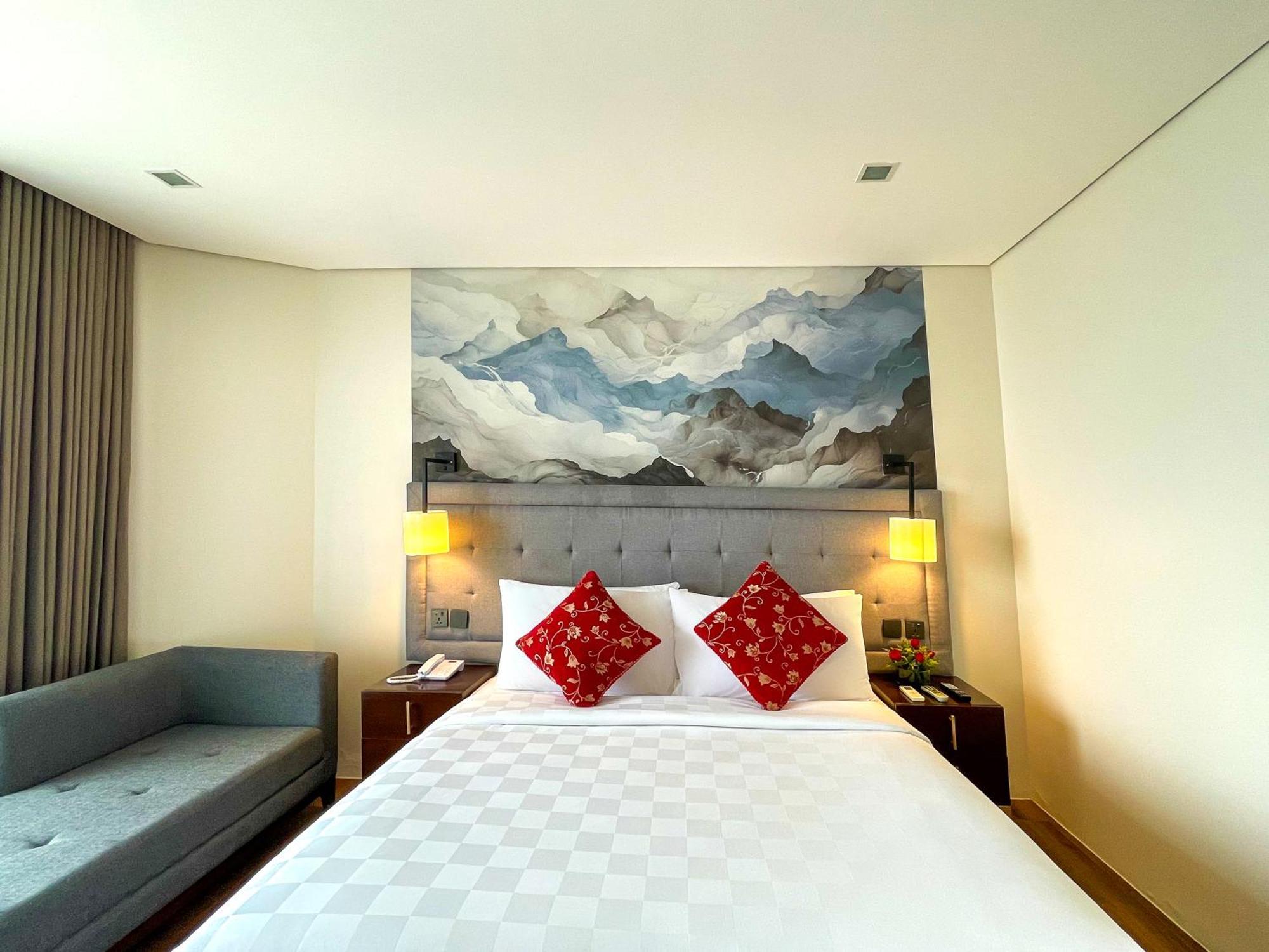 Summit Ridge Tagaytay - Newly Renovated Hotel Tagaytay City Exterior photo